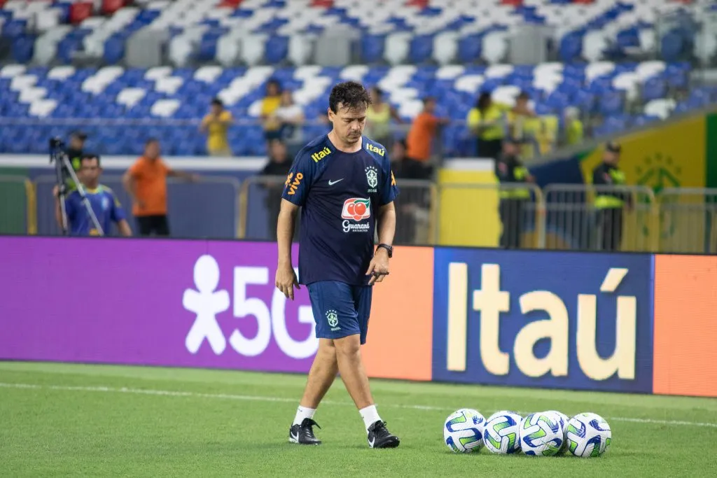 Fernando Diniz técnico da Seleção Brasileira durante treino no estádio do Mangueirão. Foto: Fernando Torres/AGIF
