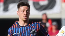 Meio-campista recebeu contato do Vasco - (Photo by Marcos Brindicci/Getty Images)