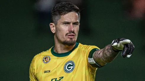 Goleiro recebeu contato para jogar no Santos em 2024 - Foto: Heber Gomes/AGIF.