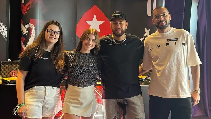 Lali Tournier, Sofia Espanha, Neymar e Rafael Moraes no Cruzeiro do Neymar