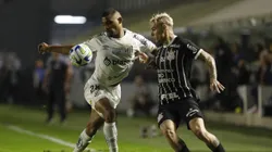 Joaquim fica no Santos para 2024. Photo by Ricardo Moreira/Getty Images
