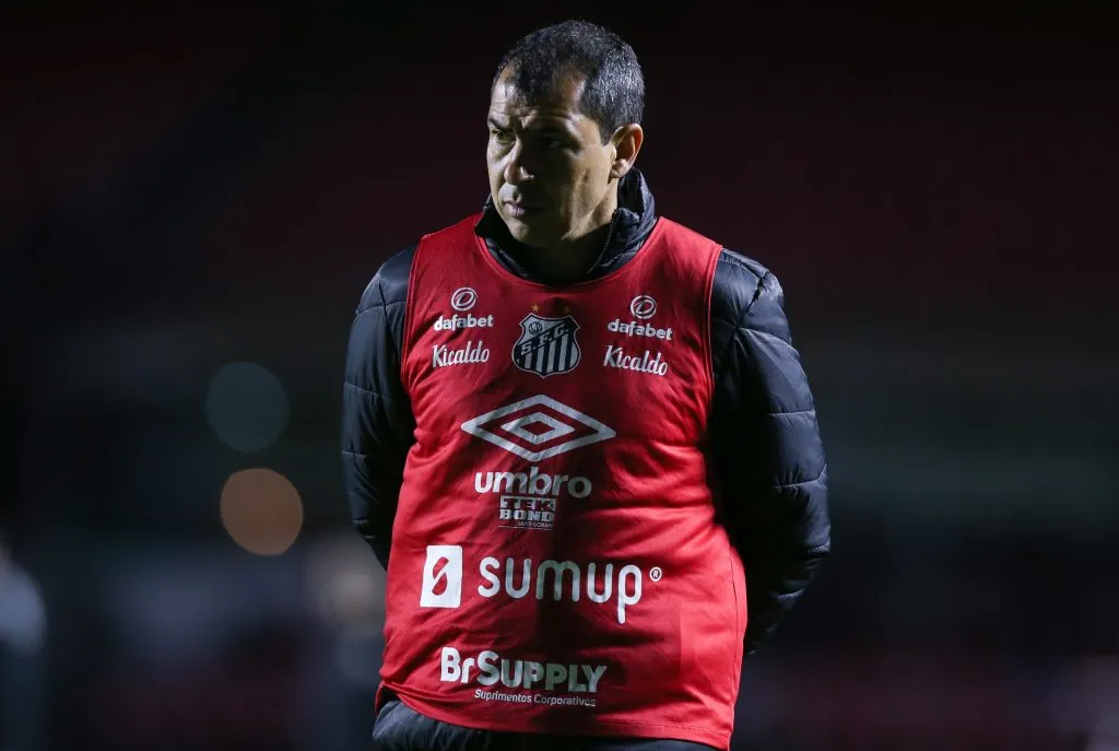 Carille vem auxiliando a diretoria na reformulação do elenco. Foto: Alexandre Schneider/Getty Images