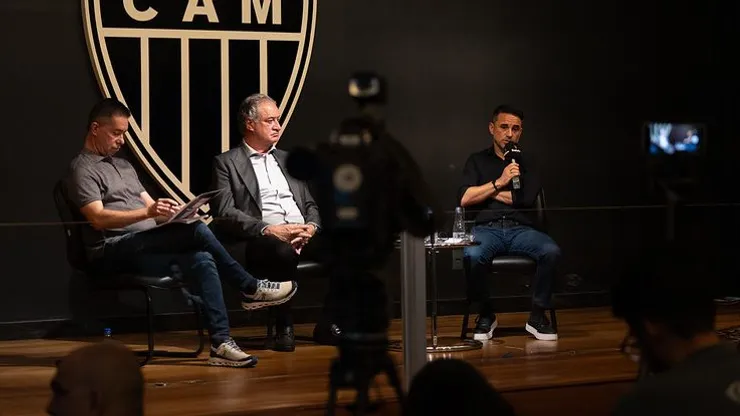 Diretoria do Atlético deve fazser um mercado agitado e não para em Scapra. Fotos: João Viegas / Atlético