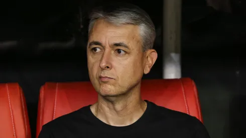 Tiago Nunes vem trabalhando em conjunto com a diretoria para reforçar o elenco para 2024