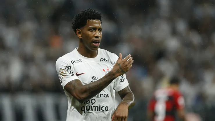 Gil toma atitude nas redes sociais. Photo by Ricardo Moreira/Getty Images