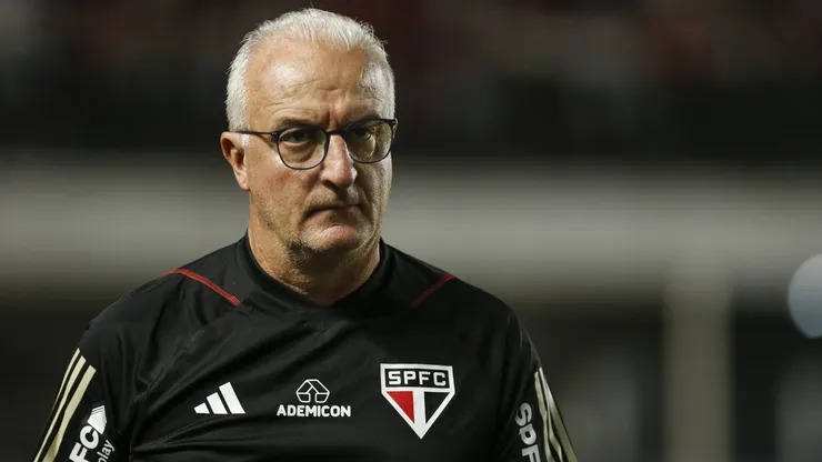 São Paulo toma atitude em relação a jogador. Samantha Schmutz