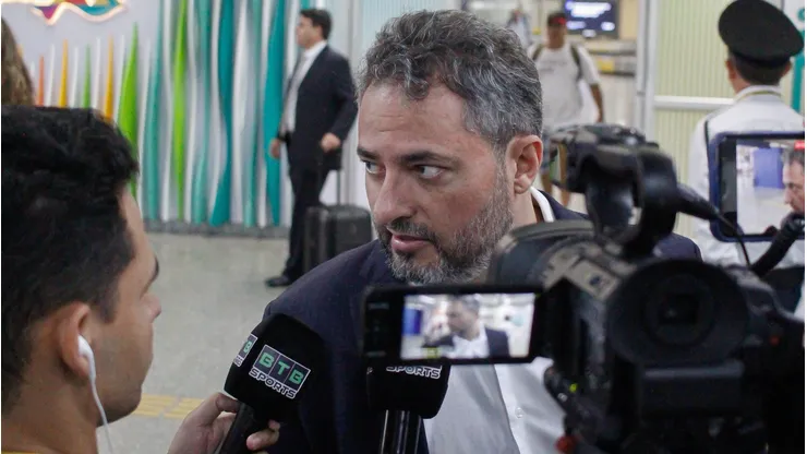 Mattos cuida das negociações no Vasco para 2024 - Foto: Matheus Lima/Vasco
