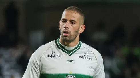 Slimani marcou muitos gols na Série A. Foto: Robson Mafra/AGIF