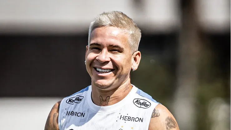 Soteldo durante treino pelo Santos. Foto: Raul Baretta/ Santos FC.