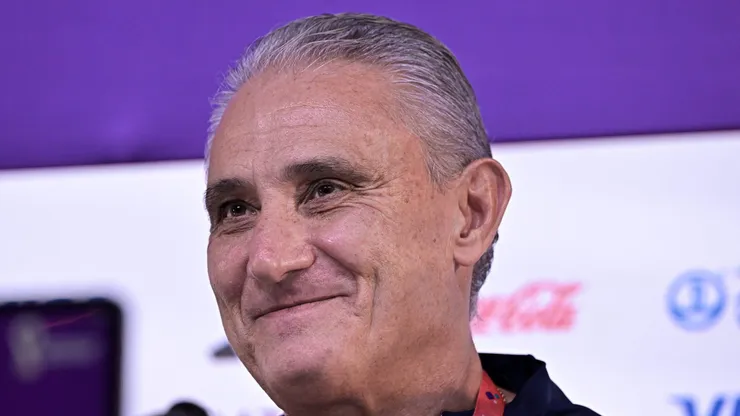 Tite ajuda o Flamengo em negociação por camisa 11 (Foto: Pedro Vilela/Getty Images)