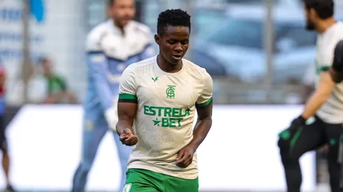 Cazares em ação pelo América-MG. Foto: Gilson Lobo/AGIF