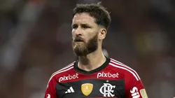 Léo Pereira corre o risco de deixar o Flamengo na próxima janela de transferência