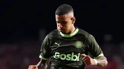 Foto: Fran Santiago/Getty Images - Savinho durante partida pelo Girona