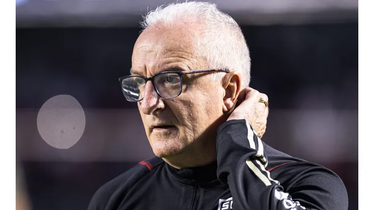 Botafogo entrou na jogada e pode melar os planos de Dorival Júnior, técnico do São Paulo - Foto: Abner Dourado/AGIF
