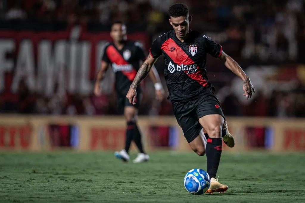 Jefferson pelo Atletico-GO. Foto: Isabela Azine/AGIF