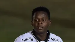 Cazares deve jogar no Santos em 2024. Foto: Thiago Ribeiro/AGIF