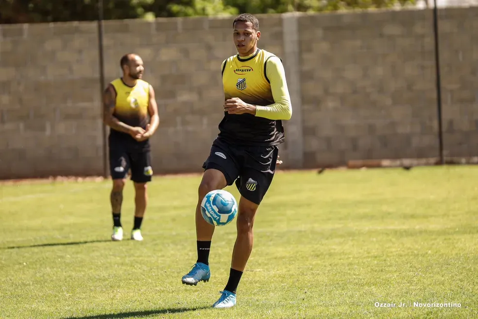 Adriano Martins em ação pelo Novorizontino – Foto Ozzair Jr/Novorizontino
