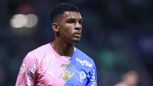 Luis Guilherme jogador do Palmeiras durante partida contra o Atletico-MG no estadio Arena Allianz Parque pelo campeonato Brasileiro A 2023. Foto: Marcello Zambrana/AGIF