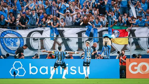 Luis Suarez jogador do Gremio comemora seu gol durante partida contra o Vasco no estadio Arena do Gremio pelo campeonato Brasileiro A 2023. Foto: Maxi Franzoi/AGIF