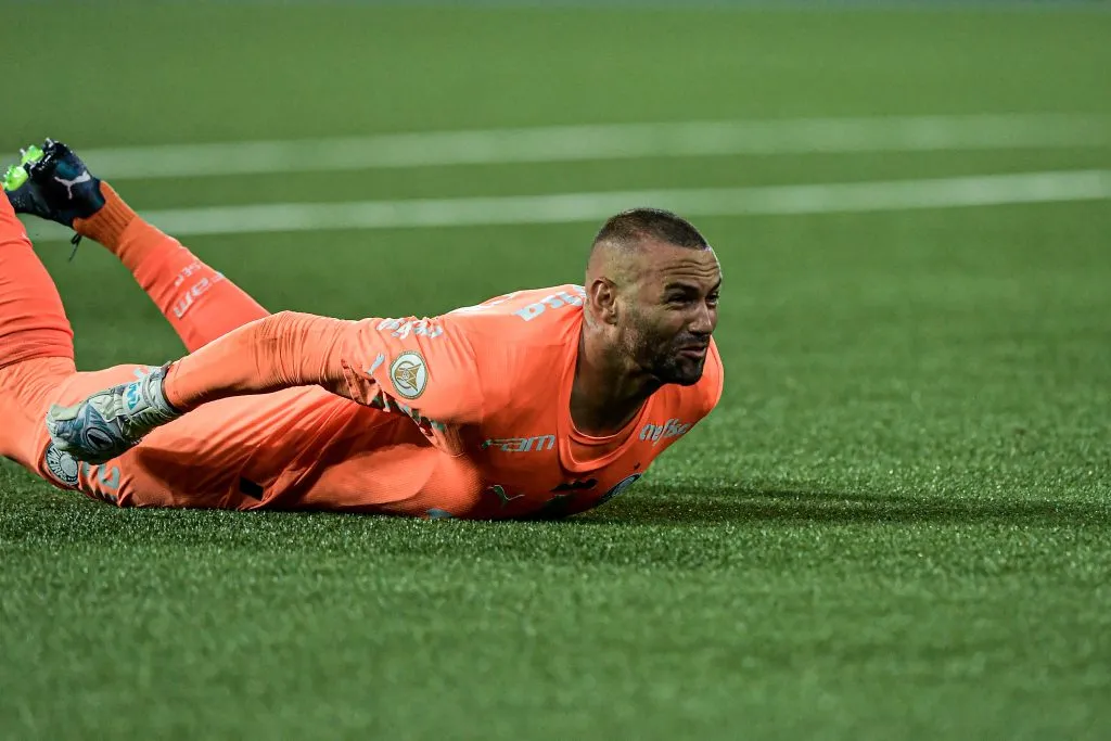 Weverton goleiro do Palmeiras durante partida contra o Botafogo no estadio Engenhao pelo campeonato Brasileiro A 2023. Thiago Ribeiro/AGIF