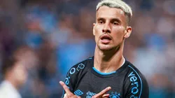 BA - PORTO ALEGRE - 30/11/2023 - BRASILEIRO A 2023, GREMIO X GOIAS - Ferreira jogador do Gremio comemora seu gol durante partida contra o Goias no estadio Arena do Gremio pelo campeonato Brasileiro A 2023. Foto: Maxi Franzoi/AGIF