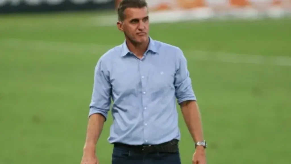 Foto: Gil Gomes/AGIF – Vagner Mancini, técnico do Ceará