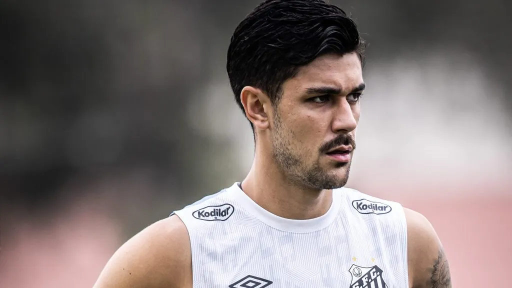 João Basso no Santos - Raul Baretta/Santos