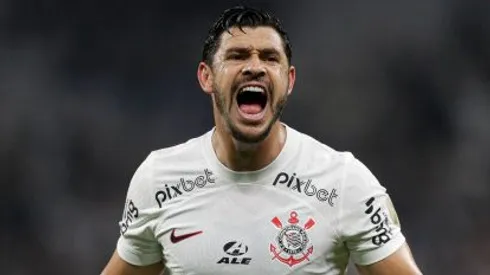 Foto: Rodrigo Coca/Agência Corinthians - Giuliano é anunciado pelo Santos e torcida reage