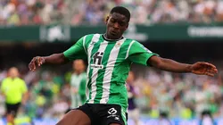 Luiz Henrique do Real Betis, é alvo de disputa por Flamengo e Fluminense. (Photo by Fran Santiago/Getty Images)