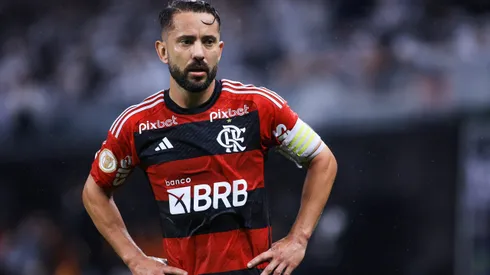 Foto: Marcello Zambrana/AGIF – Everton Ribeiro falou sobre futuro