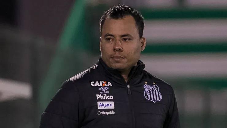Foto: Liamara Polli/AGIF - Jair Ventura reclamou do Santos
