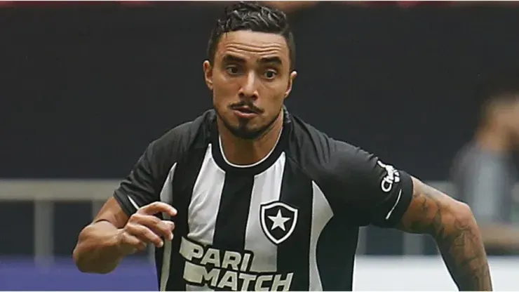 Foto: Vitor Silva/Botafogo - Rafael, lateral-direito do Botafogo