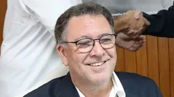 Marcelo Teixeira prepara limpa no elenco do Santos. Foto: Pedro Ernesto Guerra Azevedo/Santos FC