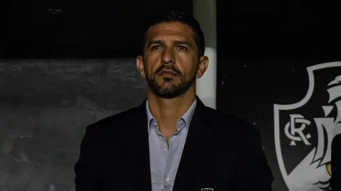 Emiliano Díaz e Ramón em ação pelo Vasco. Foto: Thiago Ribeiro/AGIF