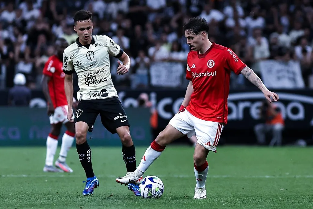 Maurício atuando pelo Internacional no Campeonato Brasileiro de 2023. Foto: Fabio Giannelli/AGIF