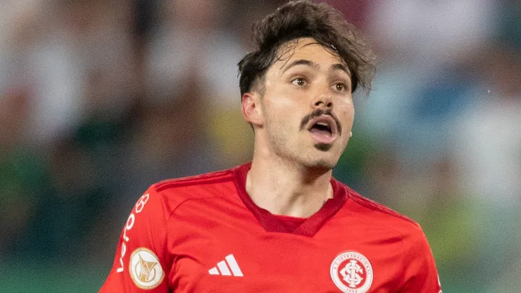Mauricio jogador do Internacional durante partida contra o Cuiaba no estadio Arena Pantanal pelo campeonato Brasileiro A 2023. Foto: Gil Gomes/AGIF