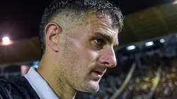 Vegetti em ação pelo Gigante da Colina. Foto: Thiago Ribeiro/AGIF