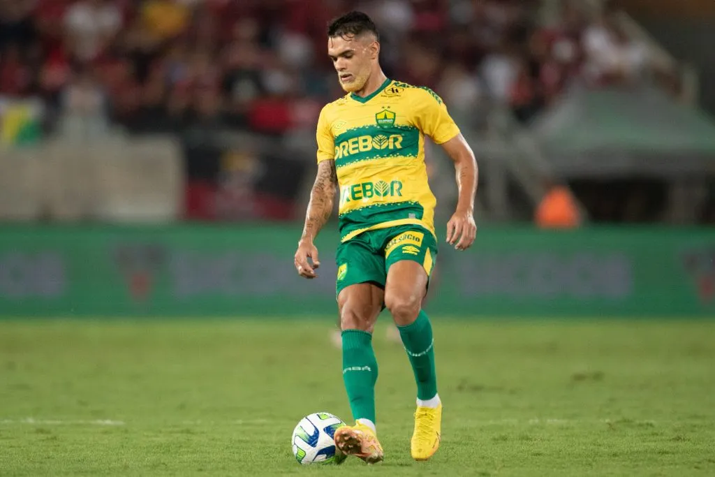 Raniele está confirmado no Corinthians – Foto: Gil Gomes/AGIF.