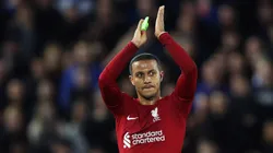 Thiago Alcântara no Liverpool - Foto: Clive Brunskill/Getty Images