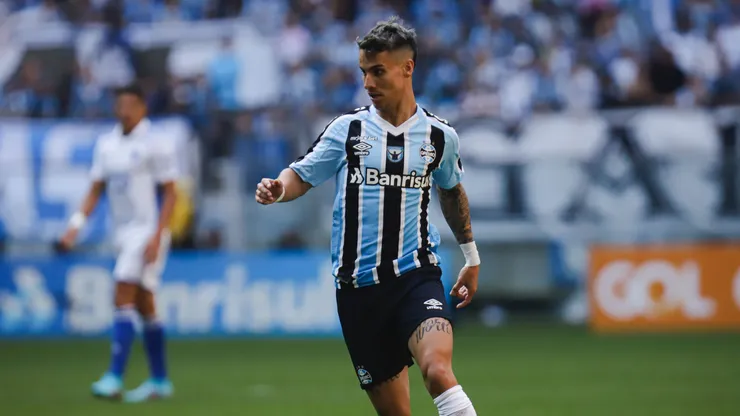Presidente do Grêmio fala sobre Ferreirinha. Foto: Maxi Franzoi/AGIF