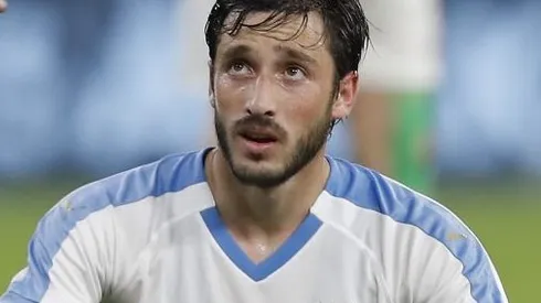Mathias Viña, em ação pela Seleção Uruguaia - Foto: Laszlo Balogh/Getty Images