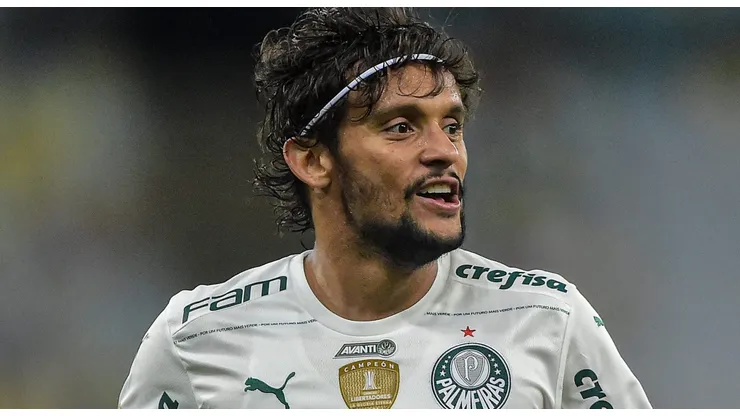 RJ - Rio de Janeiro - 27/08/2022 - BRASILEIRO A 2022, FLUMINENSE X PALMEIRAS - Gustavo Scarpa jogador do Palmeiras durante partida contra o Fluminense no estadio Maracana pelo campeonato Brasileiro A 2022. Foto: Thiago Ribeiro/AGIF