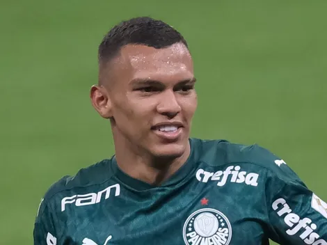 Quando todo mundo está empolgado com Veron, Cruzeiro aceita trazer medalhão de 36 anos