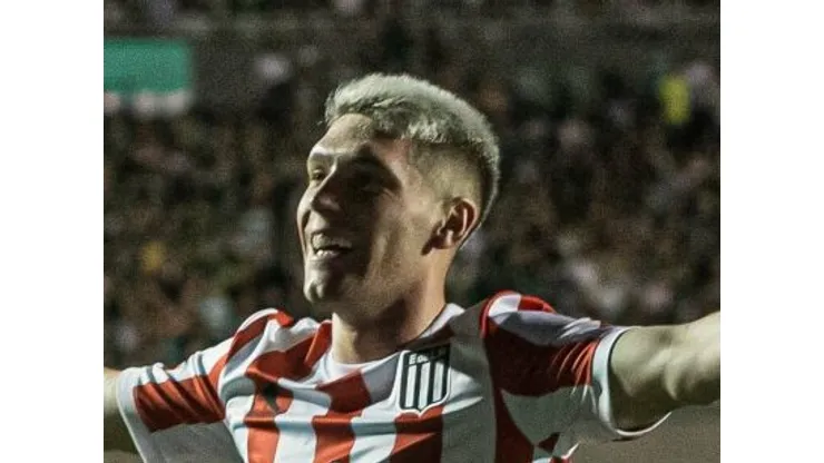 Benjamin Rollheiser, jogador do Estudiantes, comemora seu gol durante partida contra o Goias no estadio Serra Dourada pelo campeonato Copa Sul-Americana 2023. Foto: Heber Gomes/AGIF