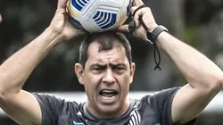 Carille pode ter seus planos no Santos furstrados pelo Vascão - Foto: Ivan Storti/Santos FC