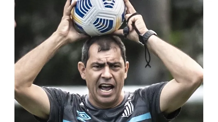Carille pode ter seus planos no Santos furstrados pelo Vascão - Foto: Ivan Storti/Santos FC
