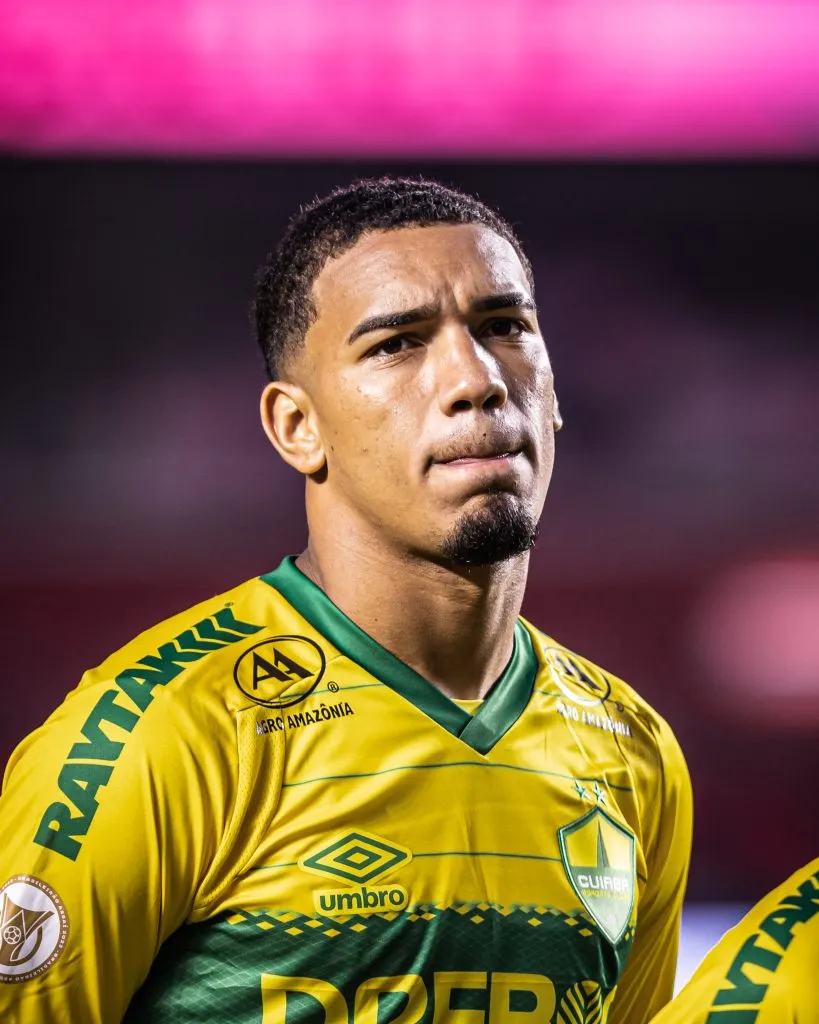 Denilson jogador do Cuiaba durante partida contra o Sao Paulo no estadio Morumbi pelo campeonato Brasileiro A 2023. Abner Dourado/AGIF