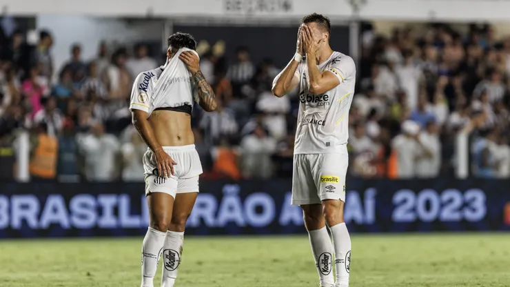 Santos soma números impossíveis após 2023. Foto: Abner Dourado/AGIF