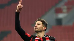 Lucas Alario com a camisa do Leverkusen - Foto: Lars Baron/Getty Images