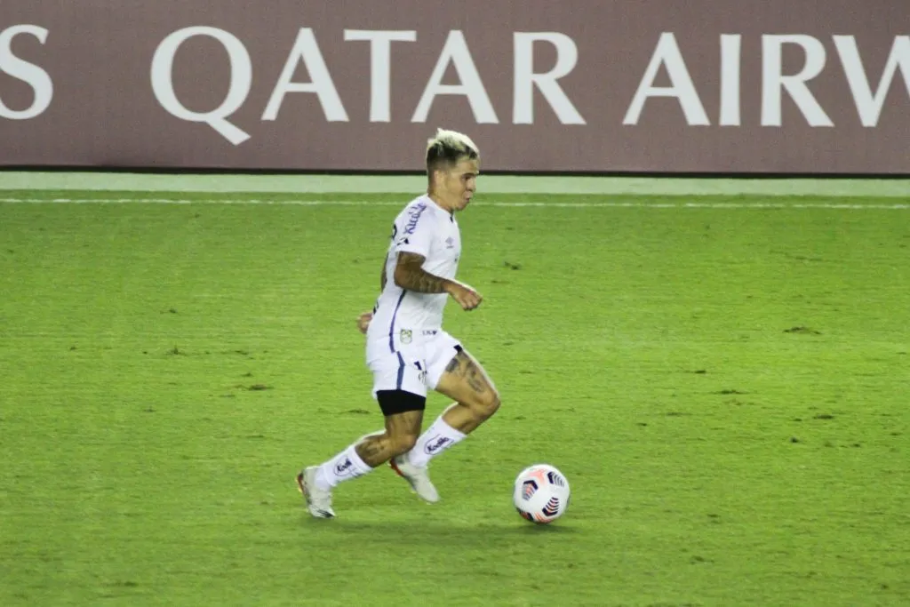 SP – Santos – 09/03/2021 – SANTOS, VENDA DO JOGADOR SOTELDO – ARQUIVO – O atacante do Santos Futebol Clube Yeferson Soteldo foi vendido para o Toronto F.C., do Canada, neste sabado (24). O jogador venezuelano chegou ao Santos no inicio de 2019 e teve bom rendimento na equipe da Vila Belmiro.
fotos Fernanda Luz/AGIF